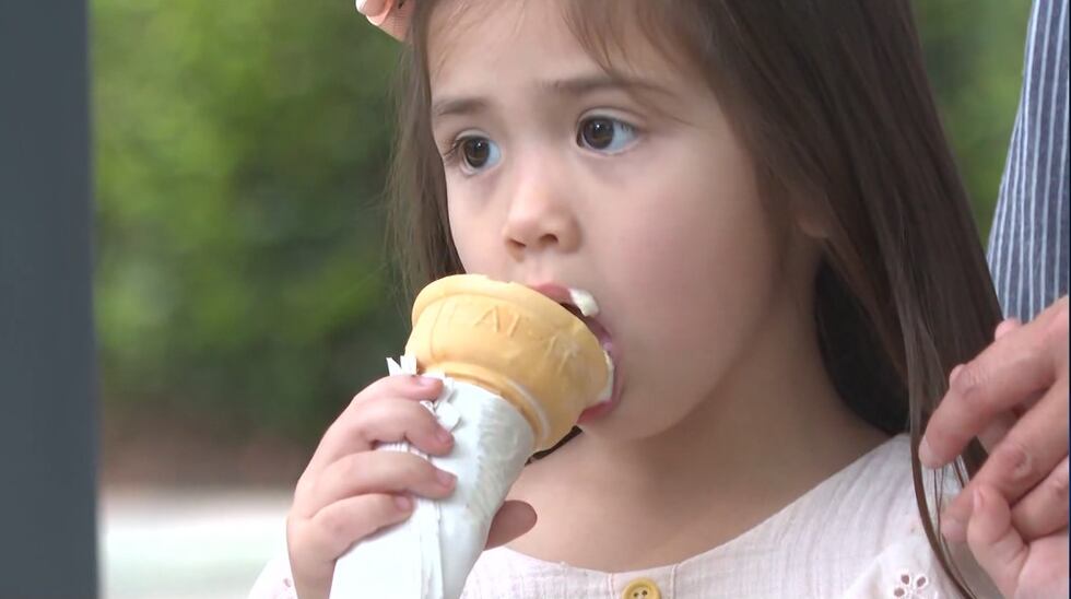 Mia Isabela Velez, an 18-year-old Chick-fil-A team member, saved 3-year-old Theia from choking...